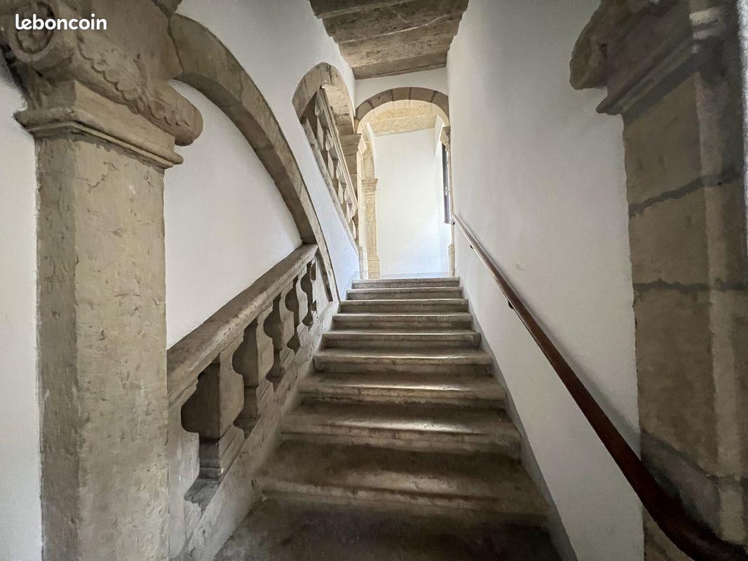 Appartement à vendre, 740m², Mende