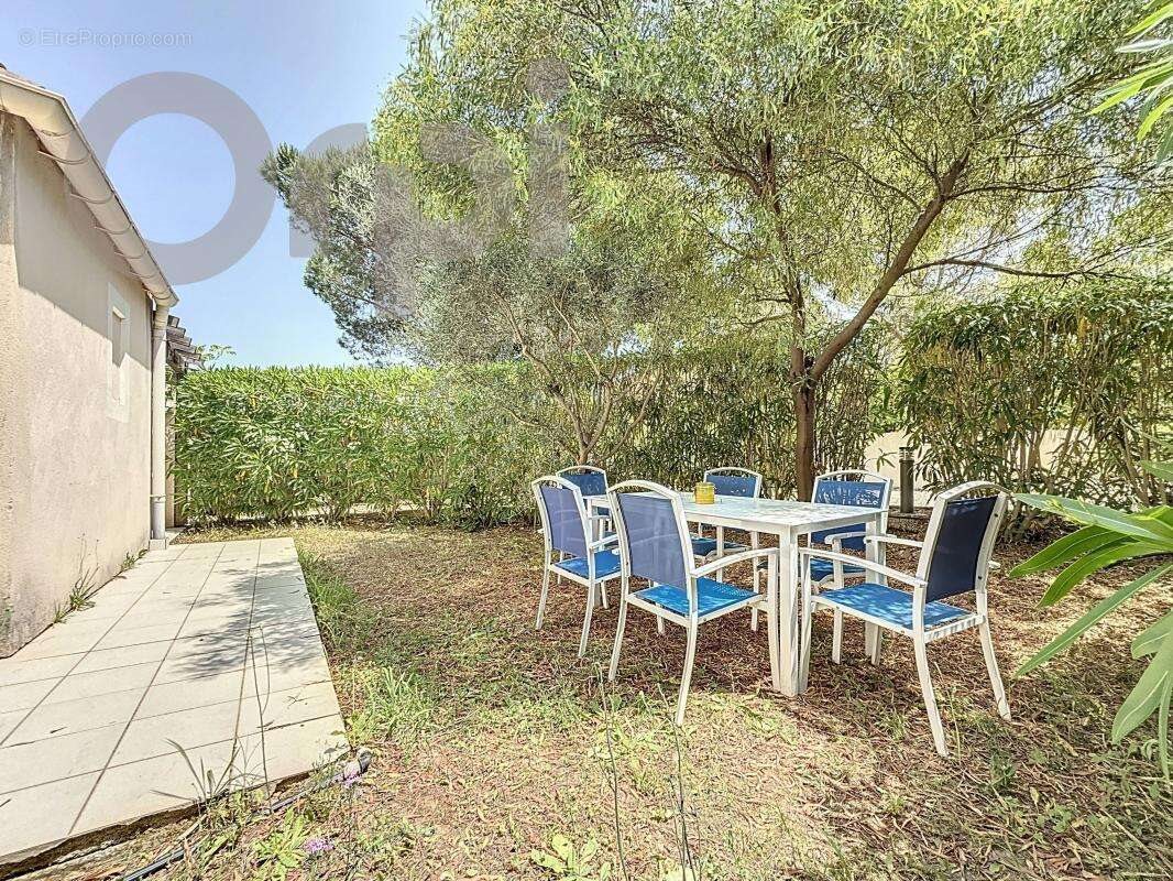 Appartement à vendre, 49m², Fréjus