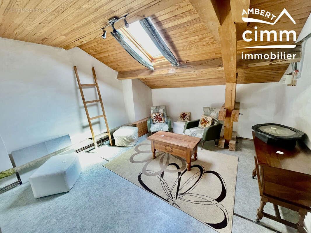 Appartement à vendre, 55m², Ambert