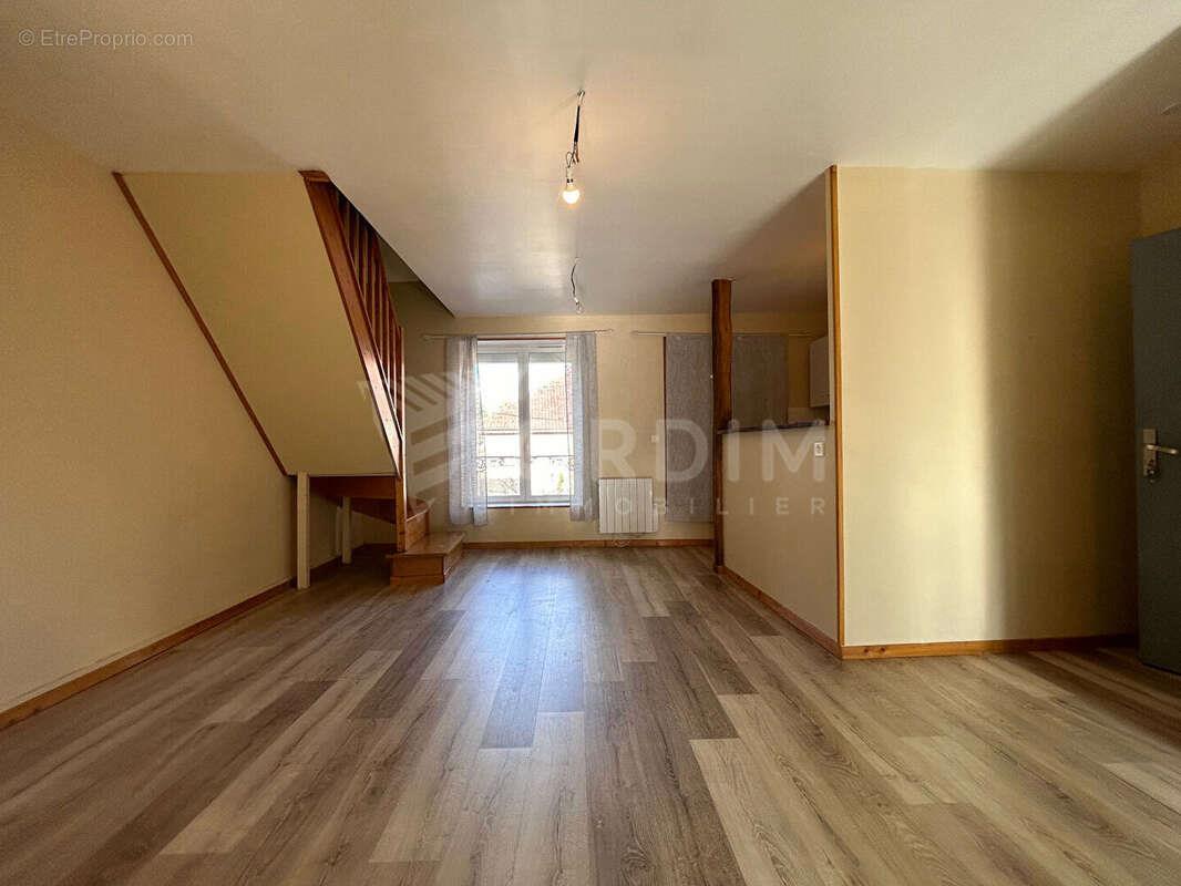 Appartement à vendre, 93m², Leugny