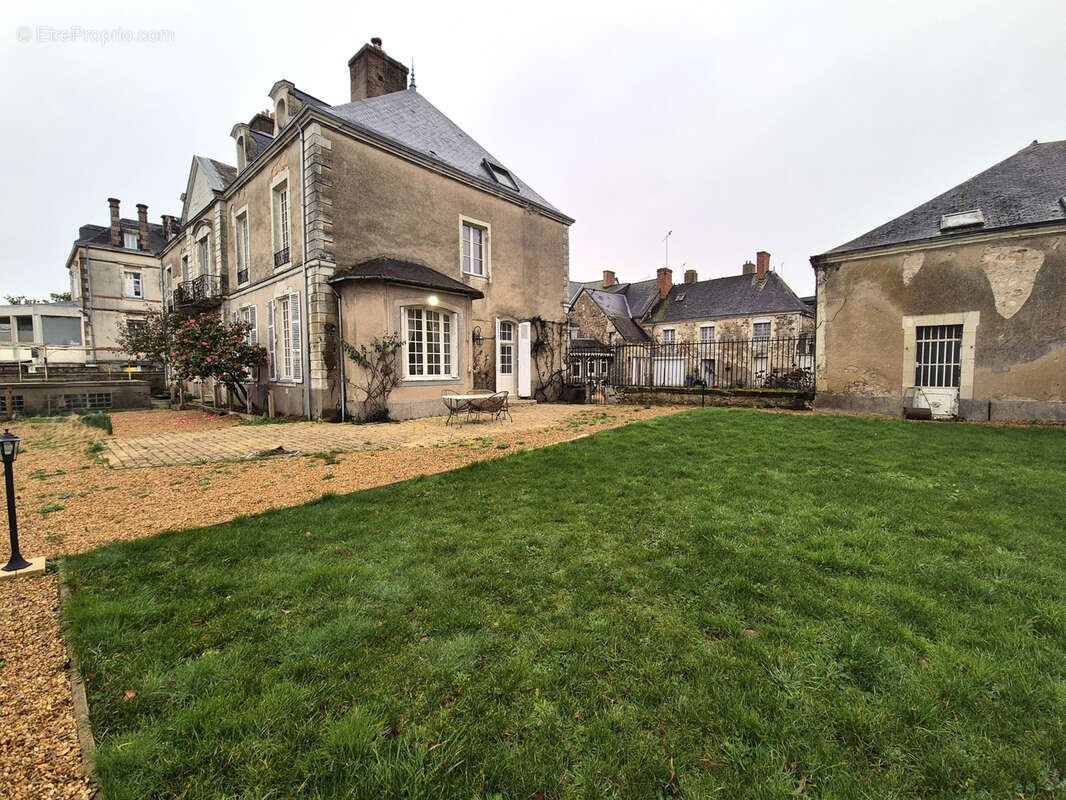 Maison à vendre, 455m², Sablé-sur-Sarthe