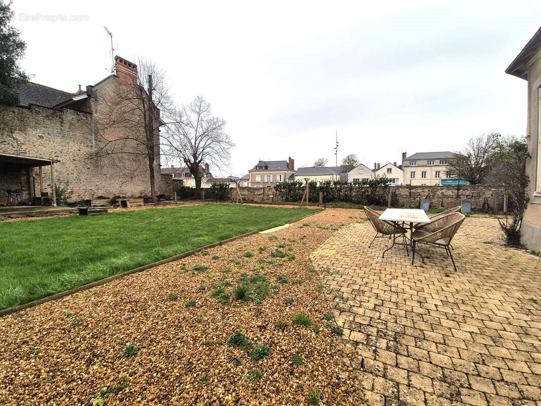 Maison à vendre, 455m², Sablé-sur-Sarthe