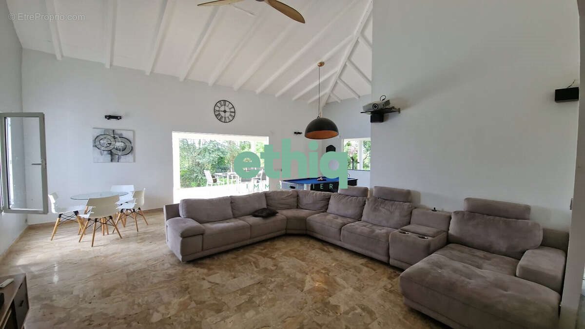 Maison à vendre, 170m², Le Gosier