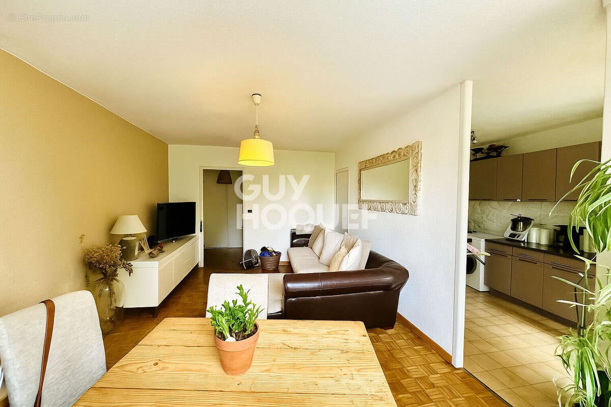 Appartement à vendre, 67m², Puyricard