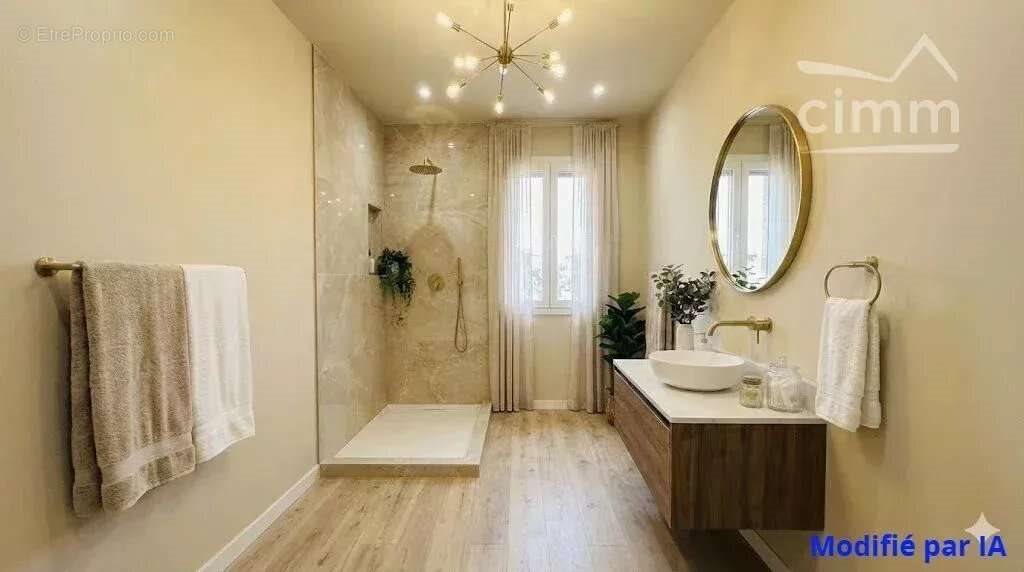 Appartement à vendre, 109m², L'Isle-sur-la-Sorgue