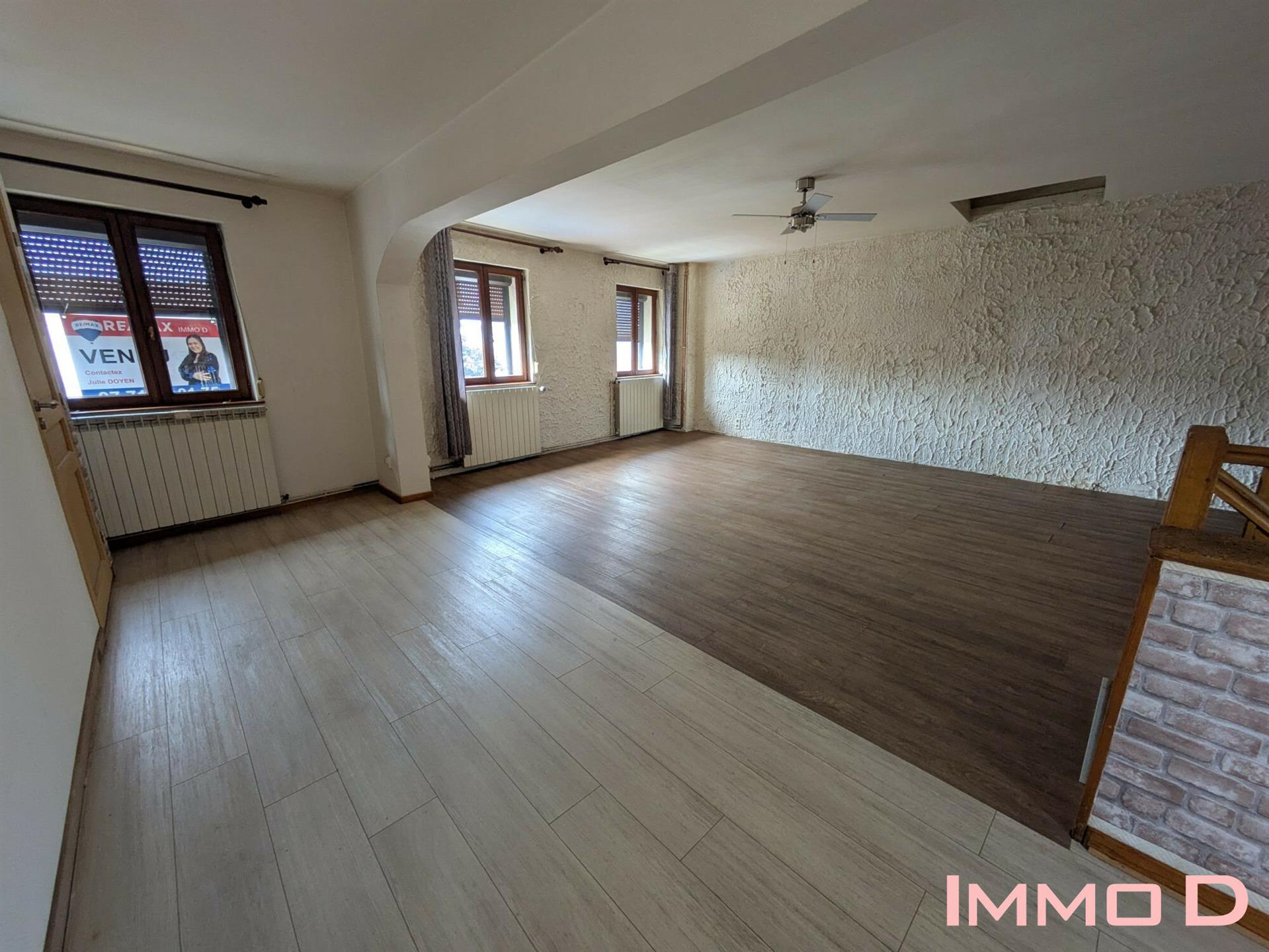 Appartement à vendre, 96m², Thaon-les-Vosges