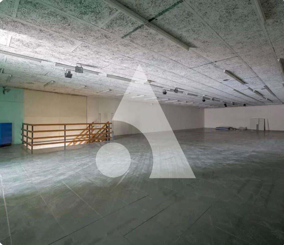 Appartement à vendre, 595m², Vieux-Condé