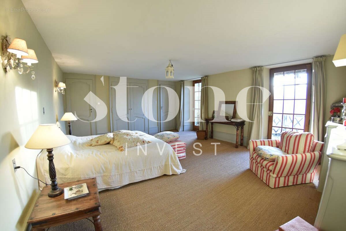 Maison à vendre, 409m², Reignier-Esery