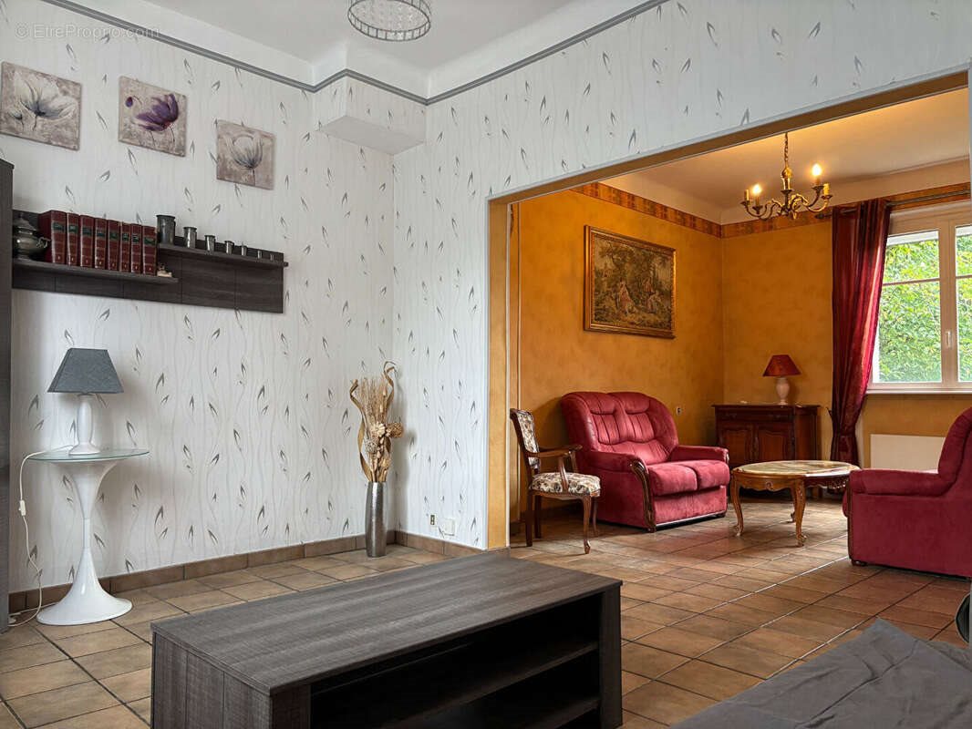 Maison à vendre, 109m², Novillars