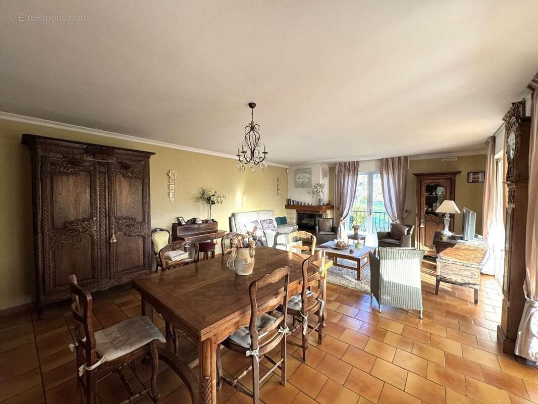 Maison à vendre, 185m², Martin-Eglise