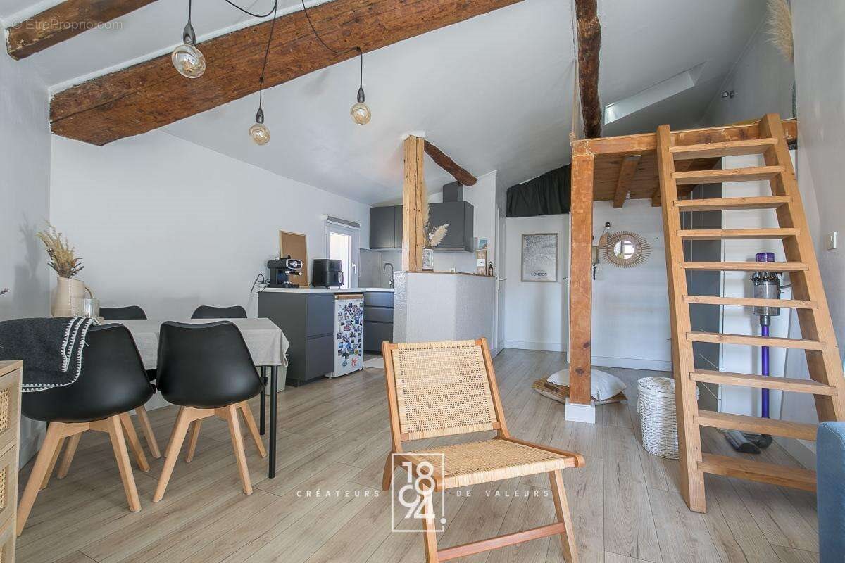 Appartement à vendre, 28m², Les Milles