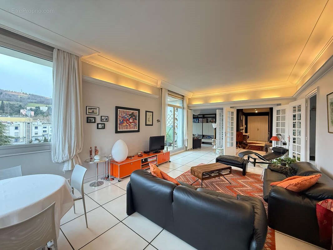 Appartement à vendre, 174m², Saint-Etienne