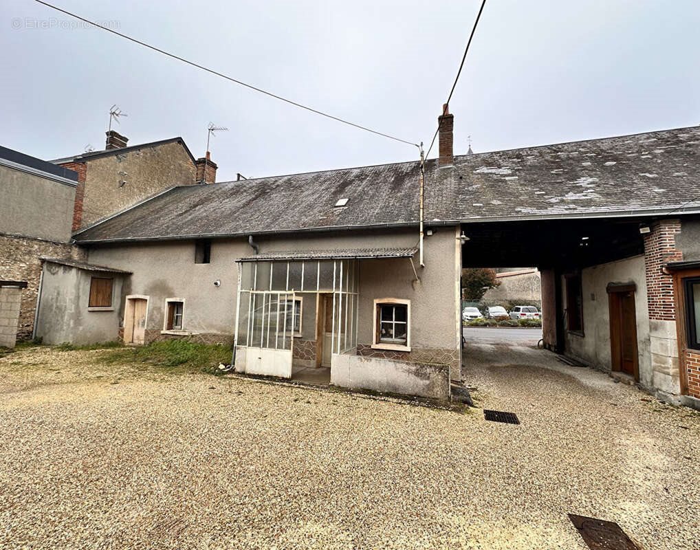 Appartement à vendre, 209m², Aubigny-sur-Nère