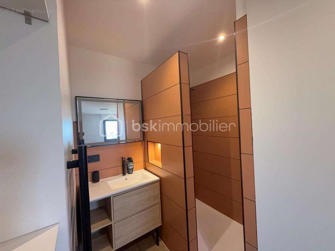 Appartement à vendre, 28m², Frontignan