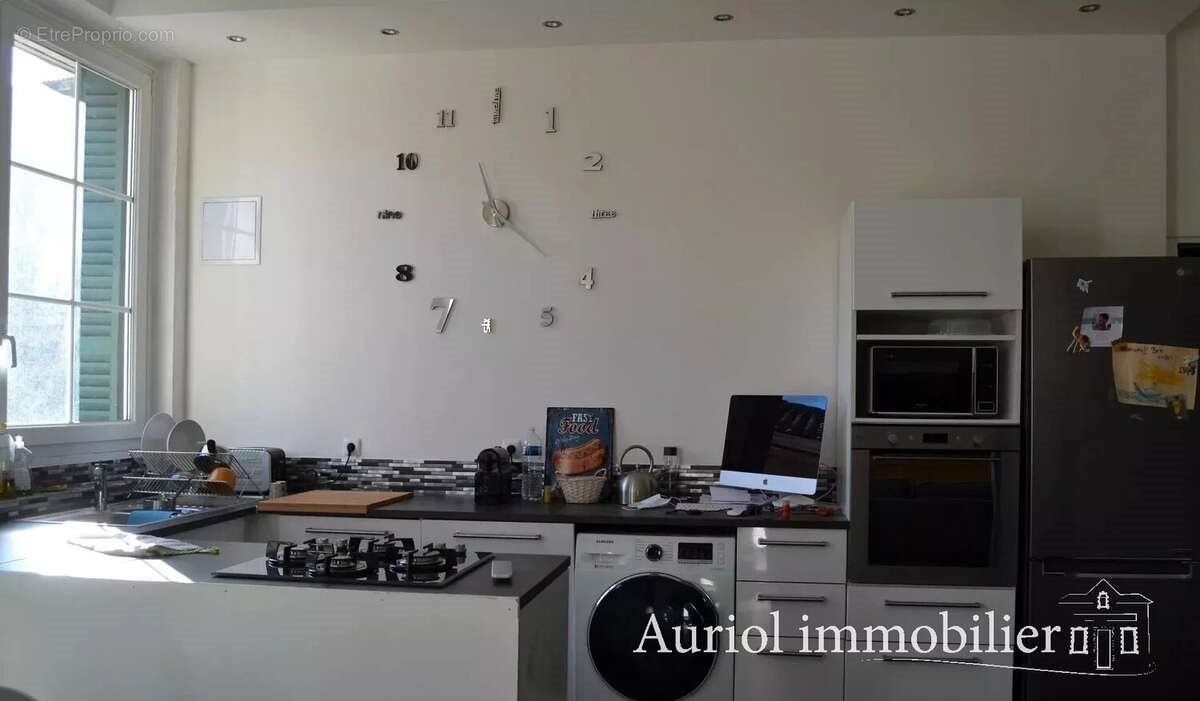 Appartement à vendre, 68m², Roquevaire