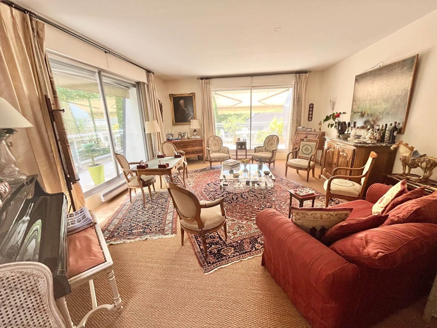 Appartement à vendre, 189m², Tours