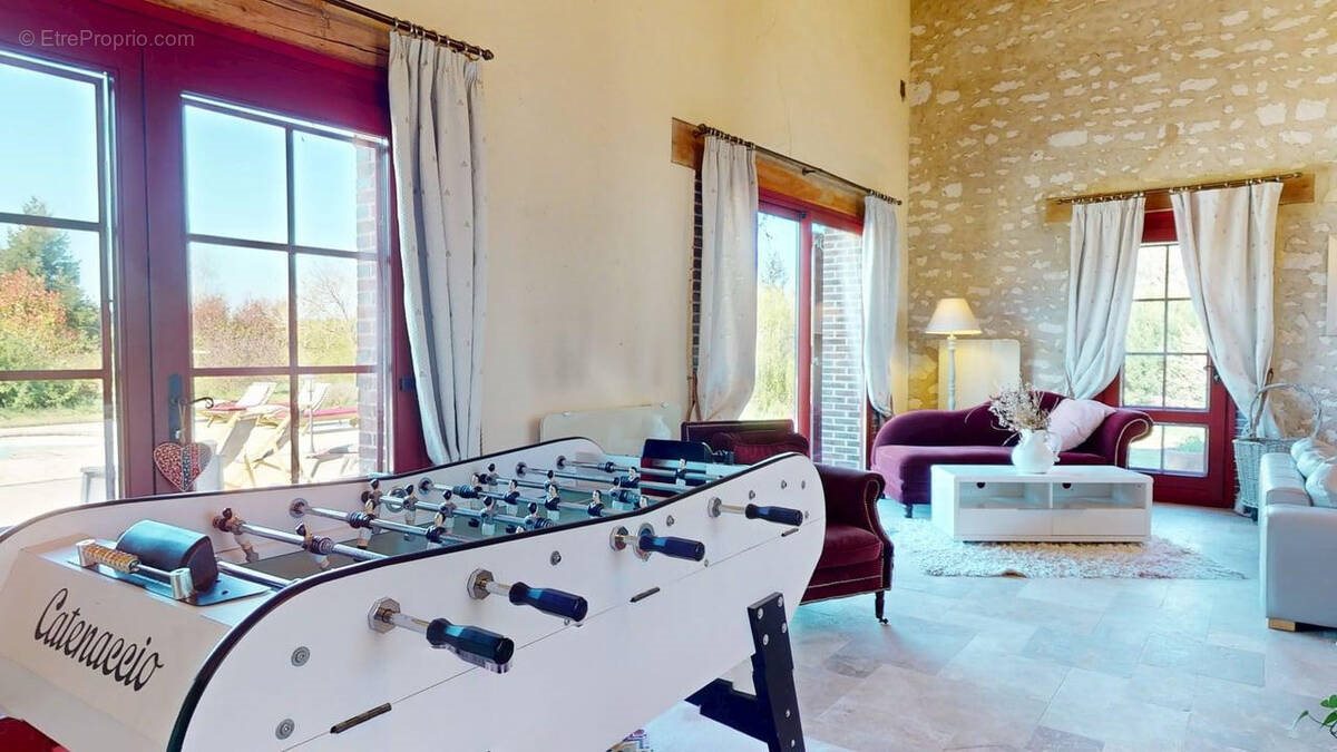 Maison à vendre, 280m², Migennes