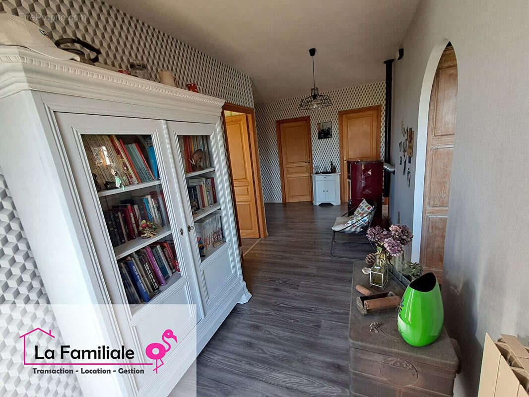 Maison à vendre, 180m², Aillevillers-et-Lyaumont