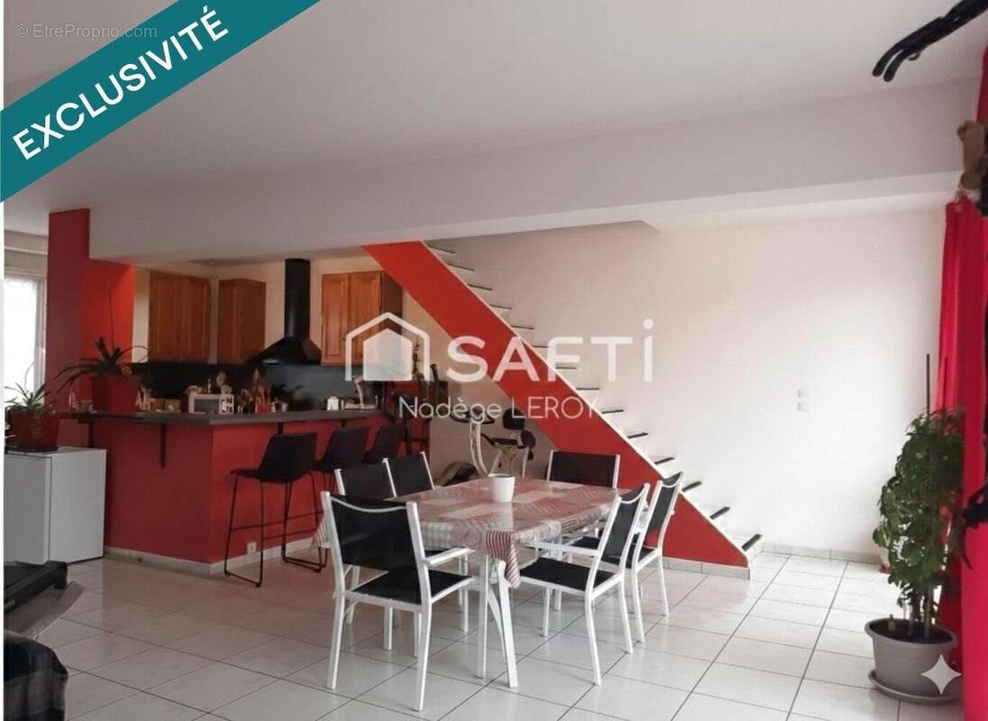Appartement à vendre, 112m², Cravanche