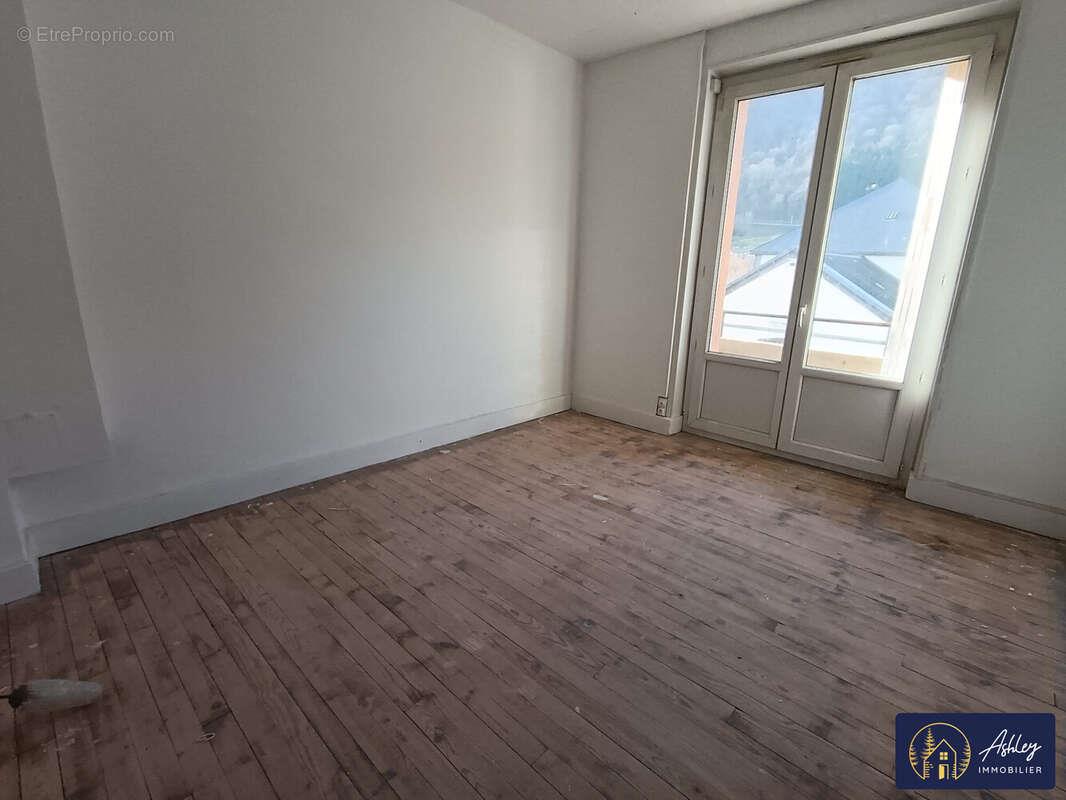 Appartement à vendre, 288m², Bort-les-Orgues