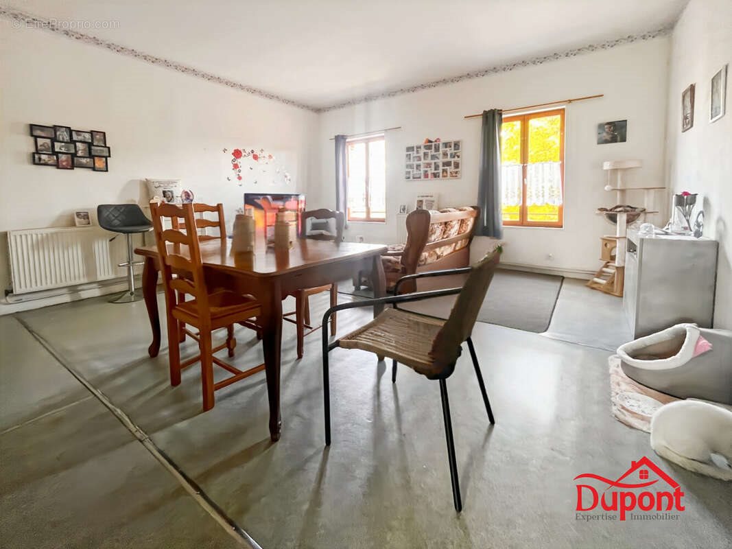 Appartement à vendre, 281m², Feignies