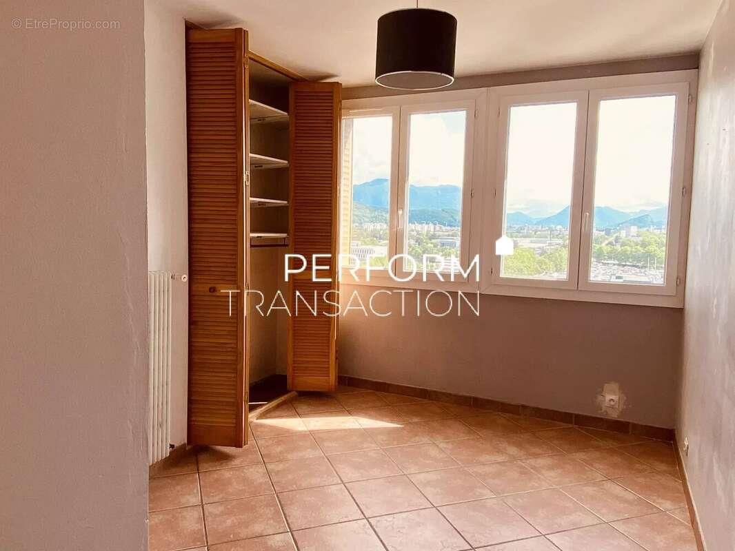 Appartement à vendre, 68m², Grenoble
