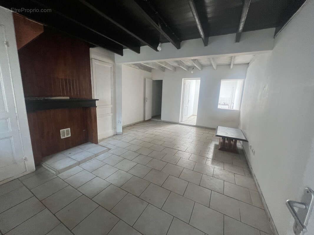 Appartement à vendre, 65m², Campagne-lès-Guines