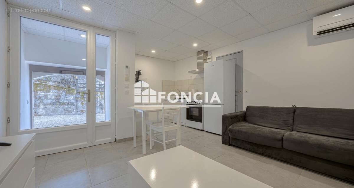 Maison à vendre, 9m², Vaulx