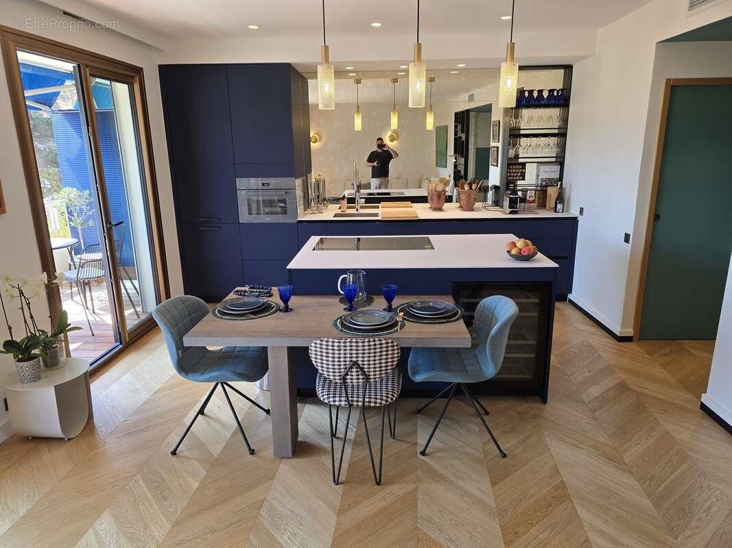 Appartement à vendre, 90m², Marseille 8ème