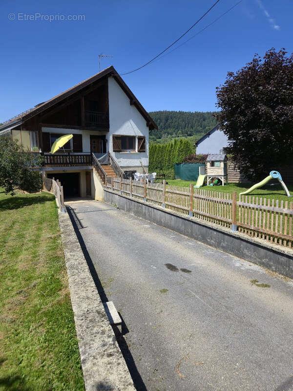 Maison à vendre, 126m², Arc-sous-Cicon