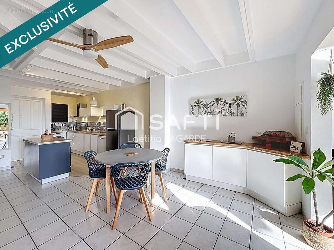 Appartement à vendre, 95m², Les Avirons