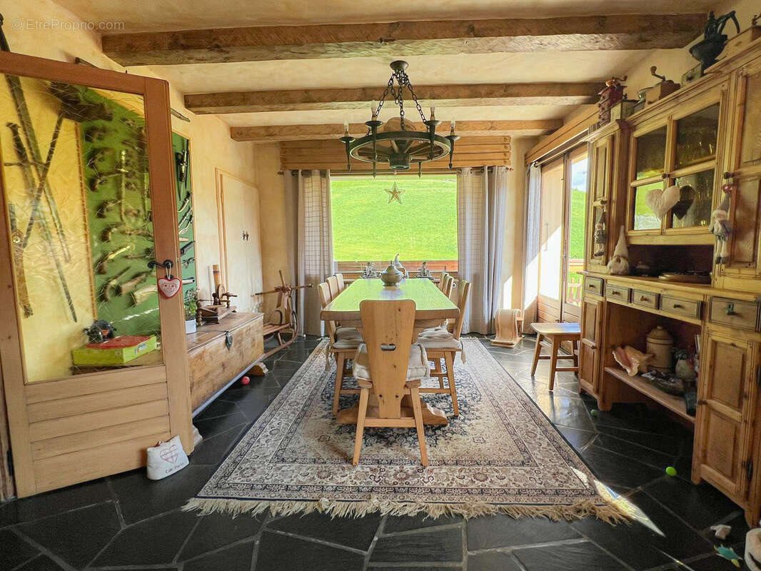 Maison à vendre, 300m², Notre-Dame-de-Bellecombe