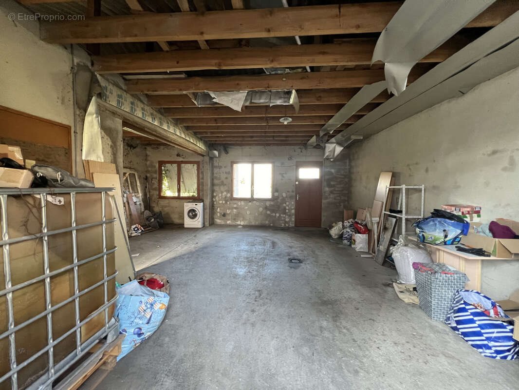 Appartement à vendre, 300m², Fontaine-lès-Luxeuil