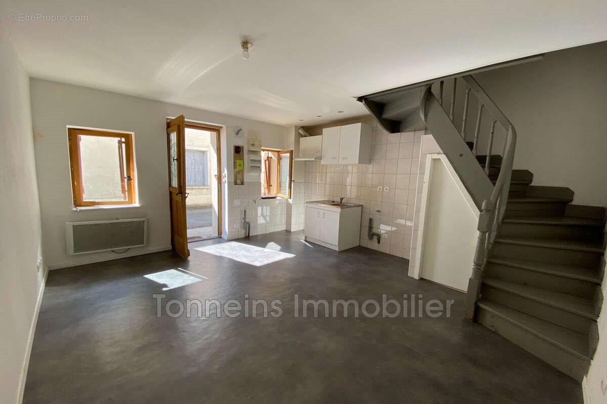 Maison à vendre, 45m², Tonneins