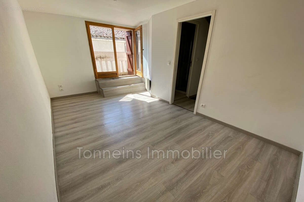 Maison à vendre, 45m², Tonneins