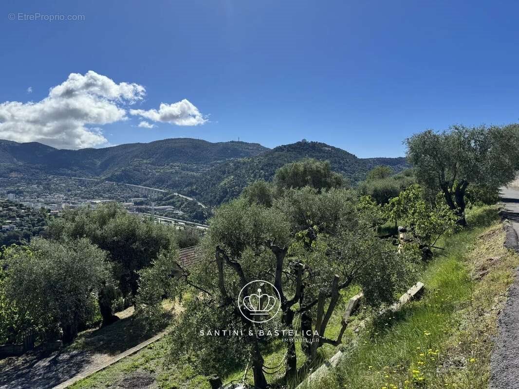 Maison à vendre, 1349m², Saint-André-de-la-Roche