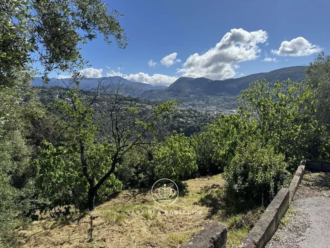 Maison à vendre, 1349m², Saint-André-de-la-Roche