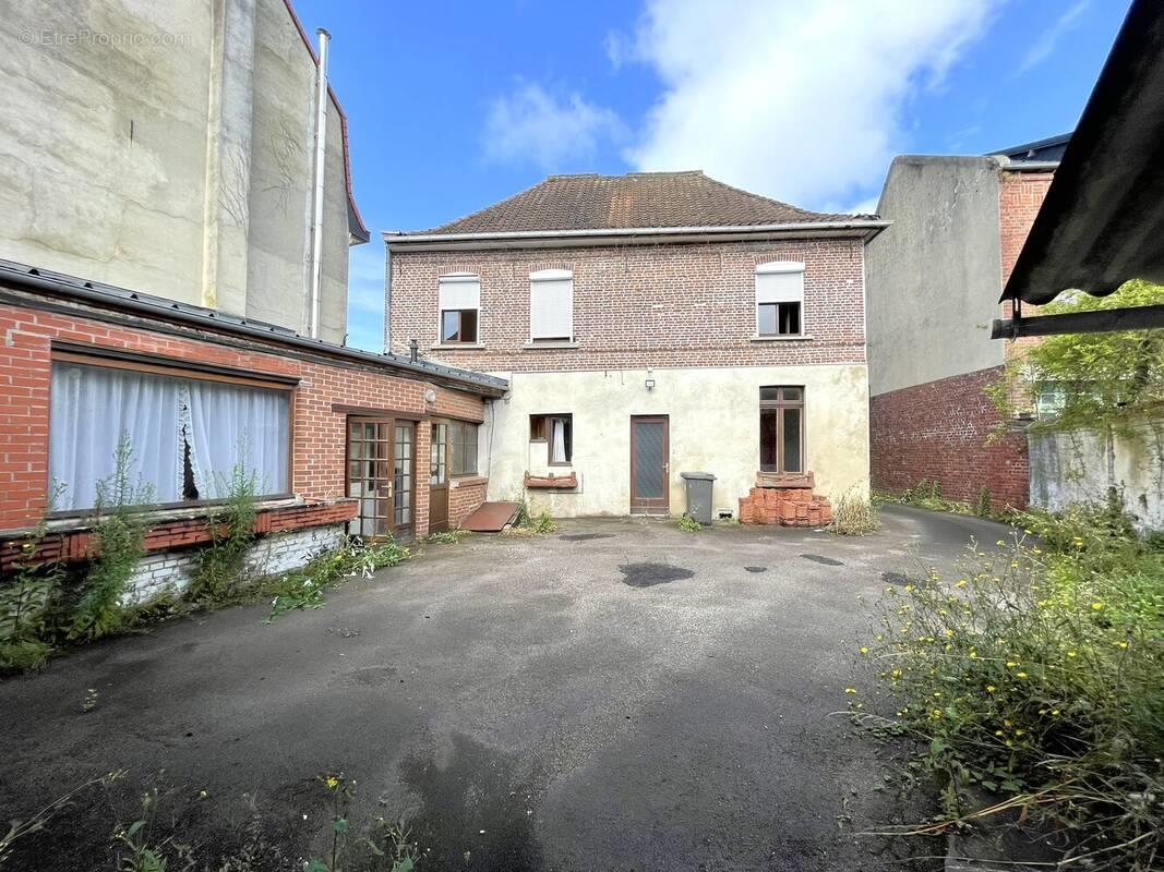 Appartement à vendre, 218m², Lillers