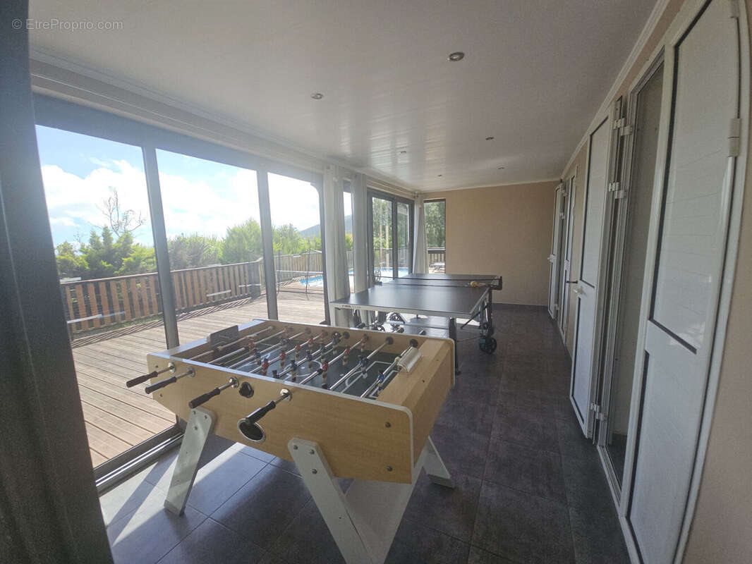 Maison à vendre, 243m², La Plaine-des-Palmistes