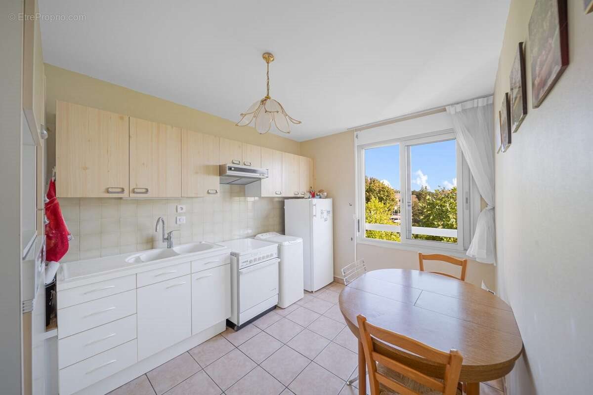 Appartement à vendre, 73m², Talant