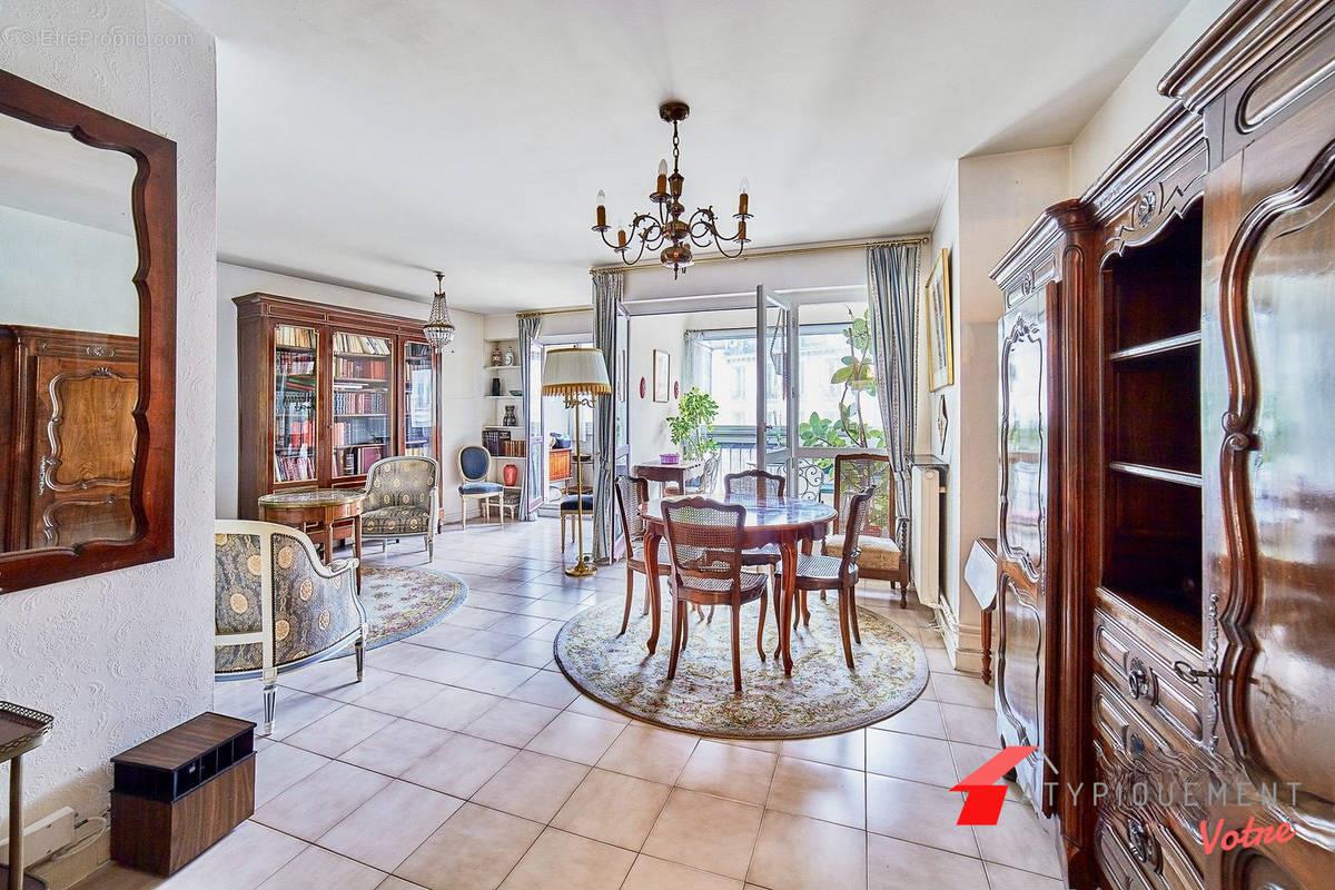 Appartement à vendre, 93m², Paris 20ème