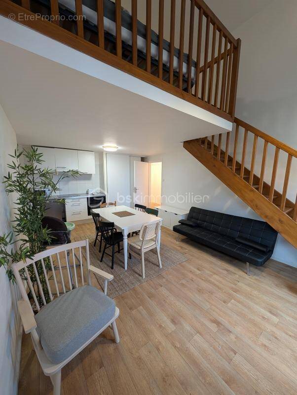 Appartement à vendre, 61m², Montfort-sur-Meu