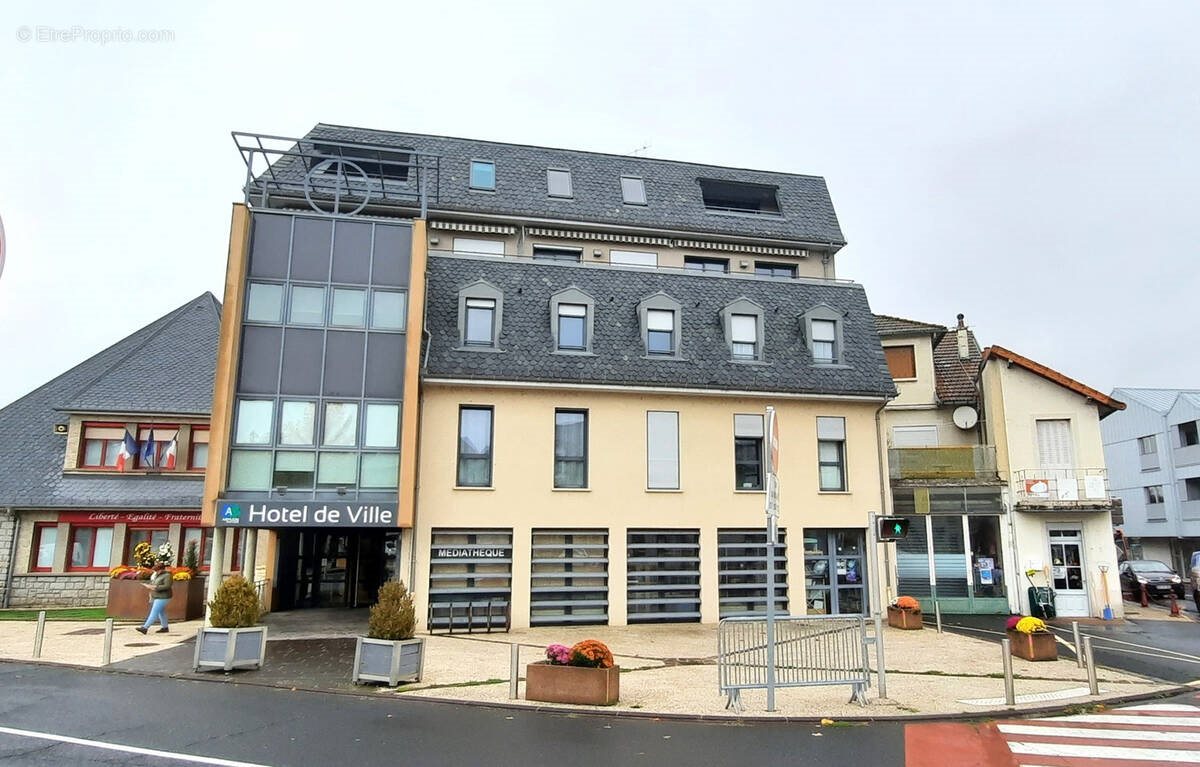 Appartement à vendre, 73m², Arpajon-sur-Cère