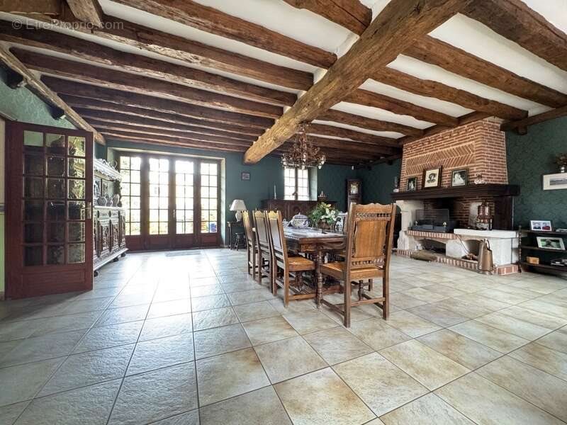 Maison à vendre, 250m², Saint-Arnoult-en-Yvelines