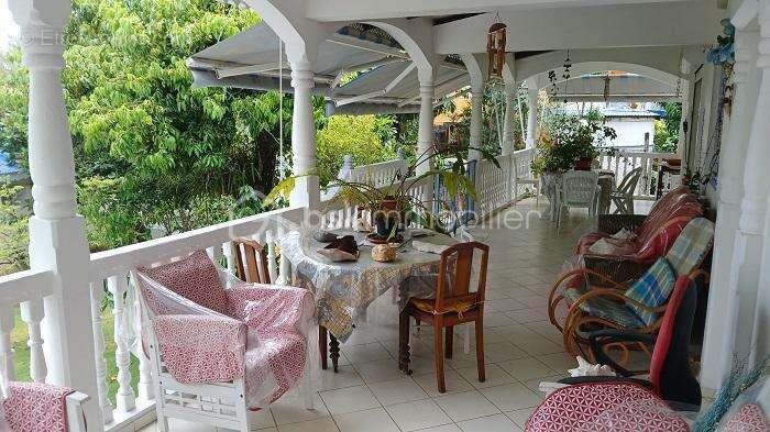 Maison à vendre, 175m², Basse-Terre