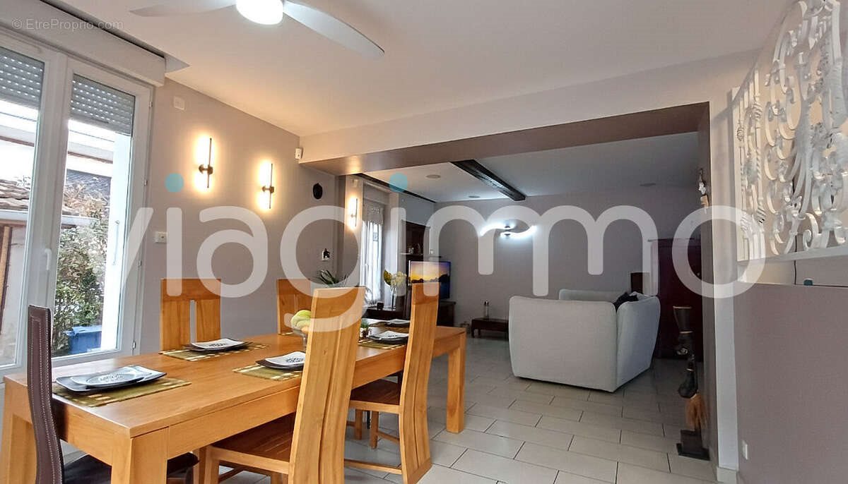 Maison à vendre, 224m², Froges