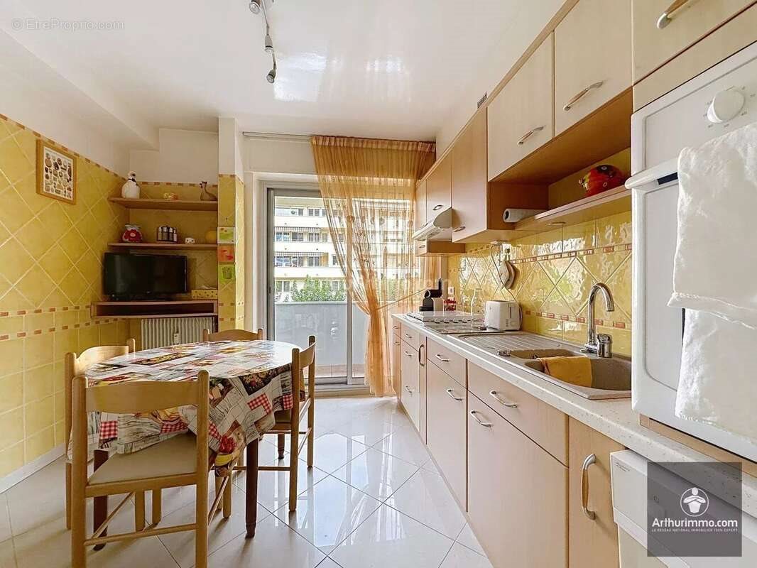 Appartement à vendre, 93m², Le Coteau