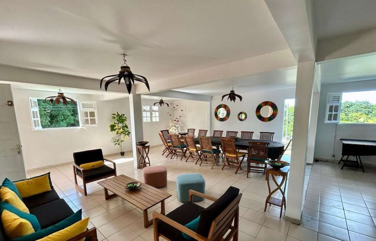 Maison à vendre, 310m², Ducos