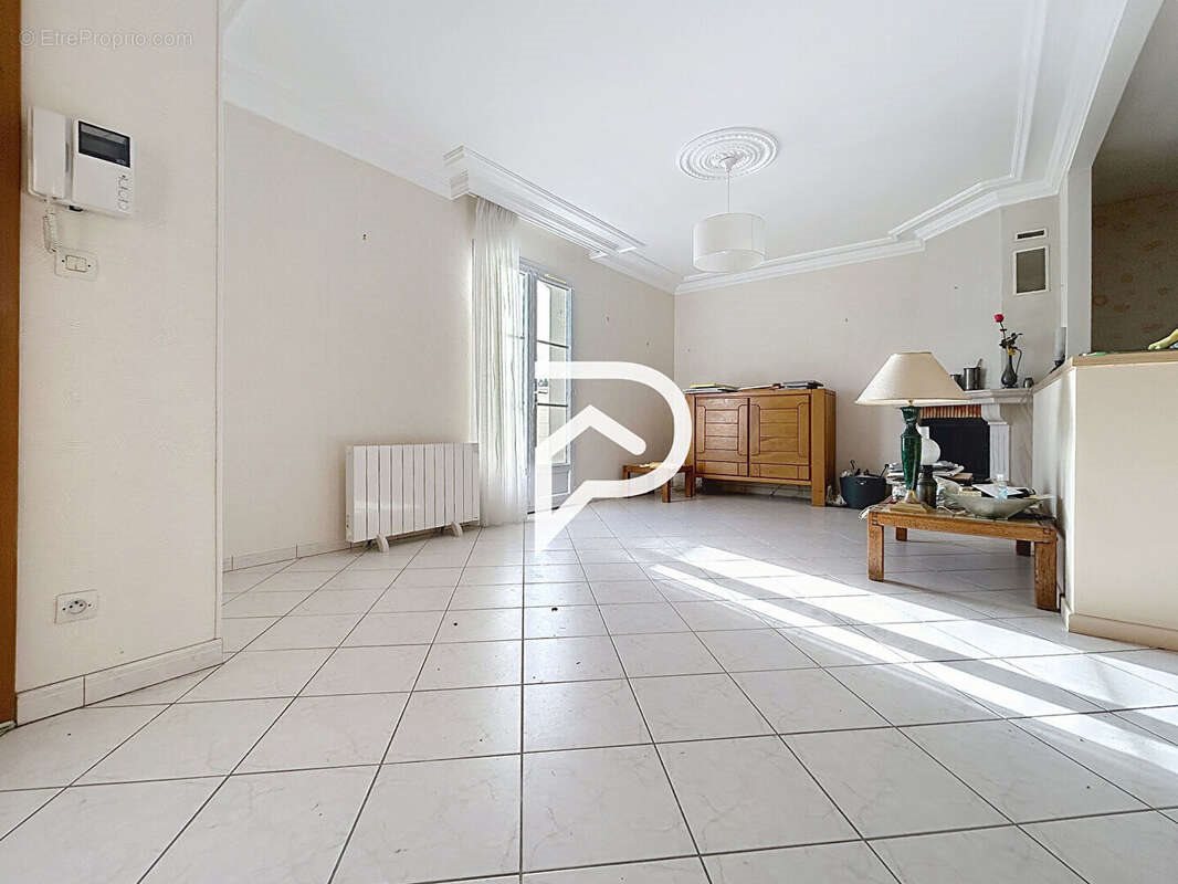 Maison à vendre, 90m², Chambray-lès-Tours