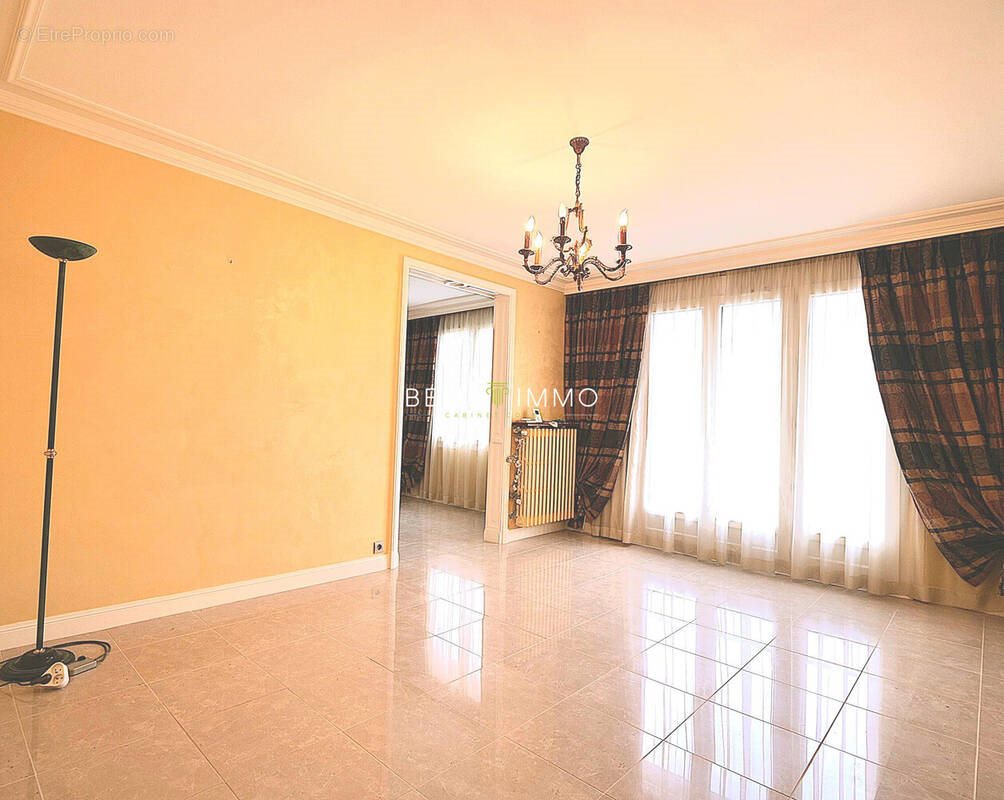 Appartement à vendre, 81m², Tours